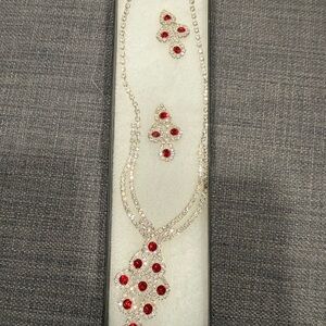 Elegant Red and Gold Necklace Set